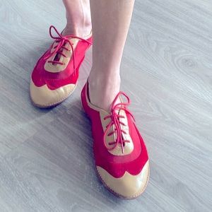 Cole Haan 91/2B red suede and mesh shoes.